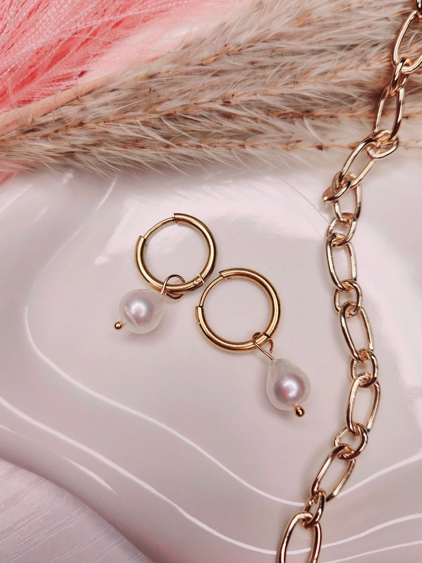 18k Gold plated, 304 Stainless Steel Freshwater Pearl Hoop Earrings