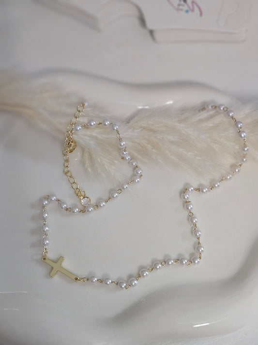 Side Cross Pearl Necklace